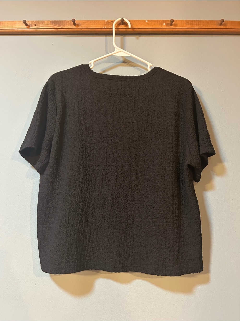 Textured Black Short-Sleeve Button-Front Blouse - Picture 2 of 3